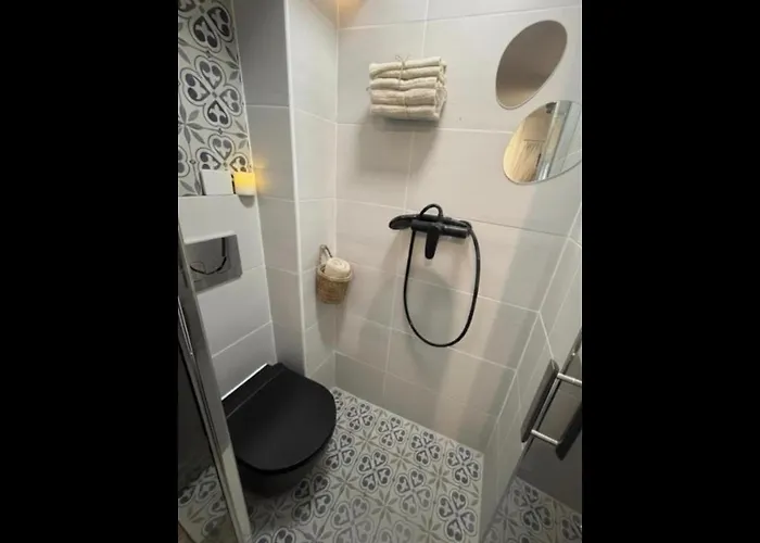 Przytulny Z Lazienka W Centrum Gdyni & Free Parking Lägenhet Gdynia